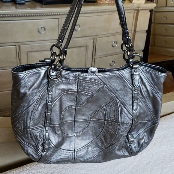 COACH  Alexandra Tote  - Picture 13 of 16